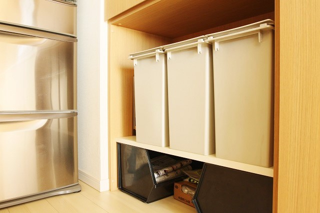 “すっきり見えるキッチン”は、ものを扉の中に収めなくても作れます