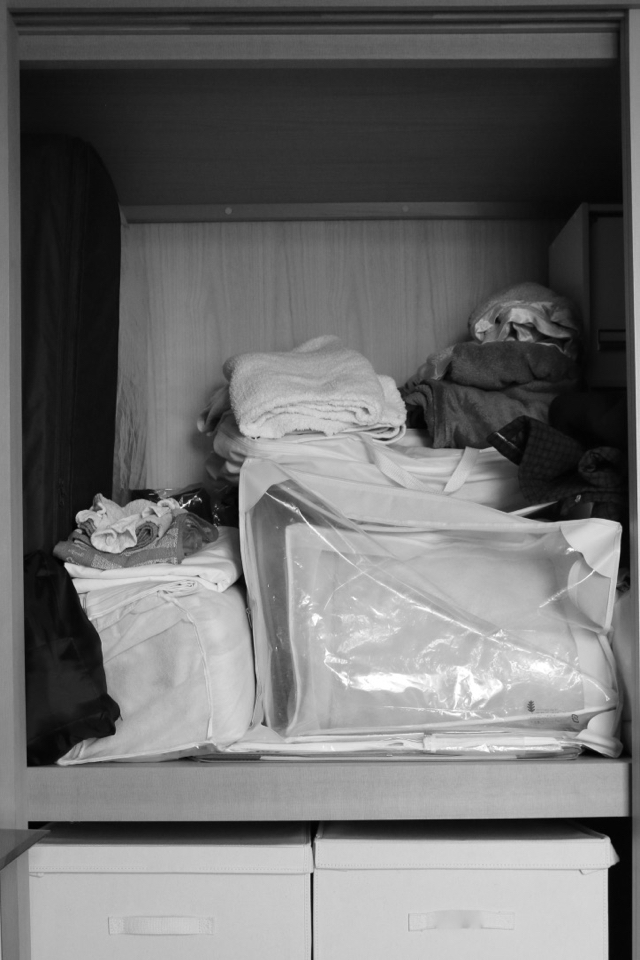 使いやすい布団収納を考えたら、「ニトリ」のコンパクトふとん収納バッグがぴったりでした！