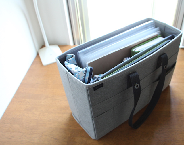 PCも書類もサッと取り出せる！キャビネットバッグはお仕事セットの持ち運びに便利