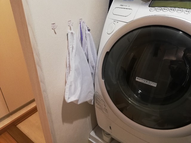 洗濯ピンチと洗濯ネット、収納グッズのいらないシンプル収納法を見つけました！