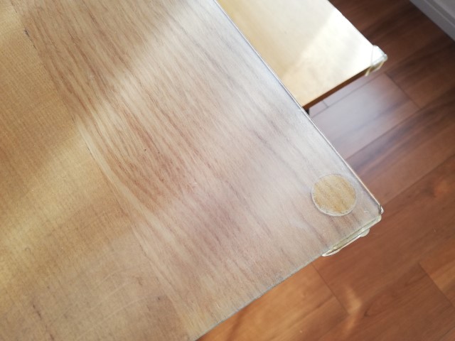 奮発してよかった！「ニトリ」の「FPマット」でテーブルの傷汚れ防止。3年使用で実感したメリットデメリット