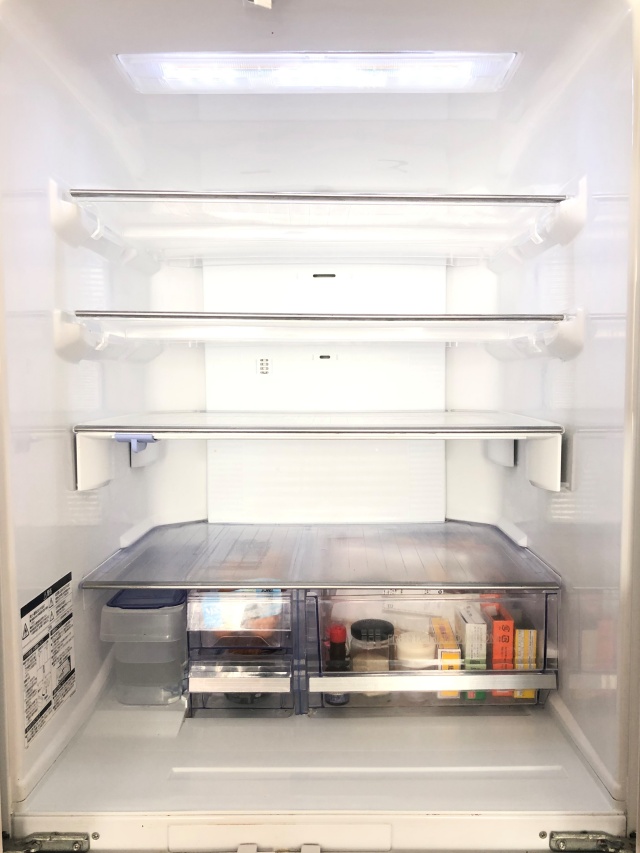 「冷蔵室の最上段が使いづらい」は、棚板を外す、高さをいかす、道具をプラスで解決！