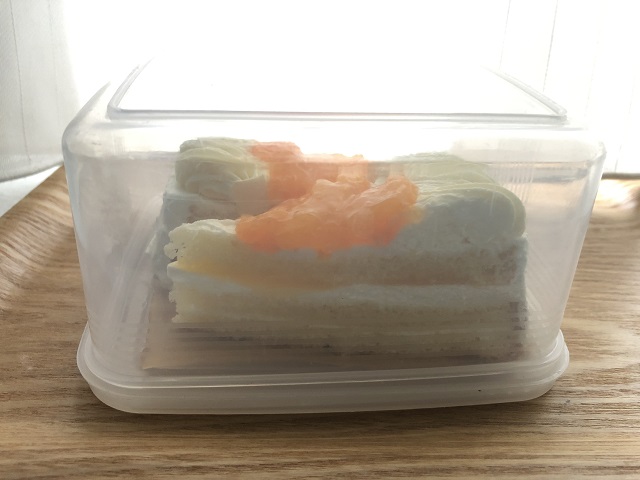 ケーキの箱が冷蔵庫に入らない！ケーキを省スペースで保管する3つの方法