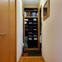 畳半分しかない狭い玄関をスッキリ使いたい！収納のアイデア3選