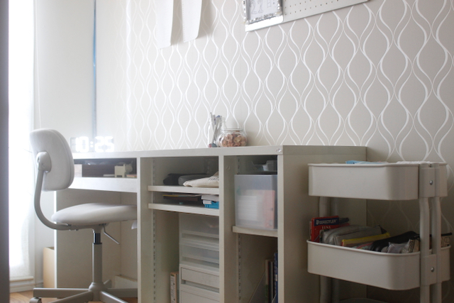 「IKEA」で購入した女の子の部屋のインテリア。“かわいさ”と“掃除のしやすさ”を叶えた家具とは