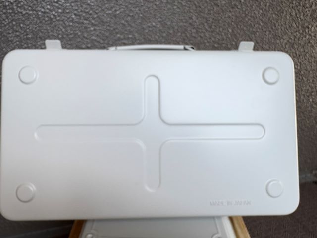 【使いやすい工具箱の選び方】無印良品のスチール製に変えたら、毎日がちょっとラクに