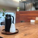 夏の水分補給をもっとラクに！子どもが自立する“セルフお茶ステーション”