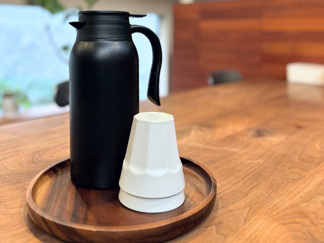 夏の水分補給をもっとラクに！子どもが自立する“セルフお茶ステーション”