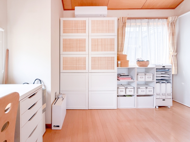 IKEAの収納家具に扉を後付け！収納・見た目・安全性がアップする3つの理由