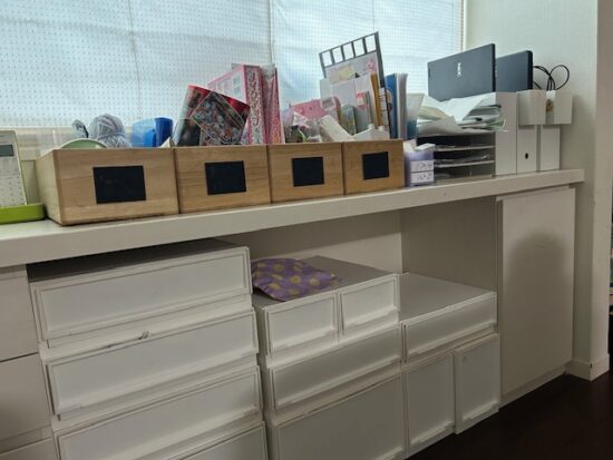 女の子の“ものが増えがち”に悩む前に！小1娘のリビング収納の見直しはじめました