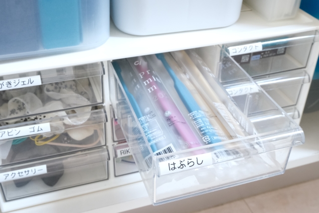 浮かす×吊るすでいつも清潔！歯ブラシ収納の3つのルール